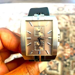 Guess Quartz Dress Watch.